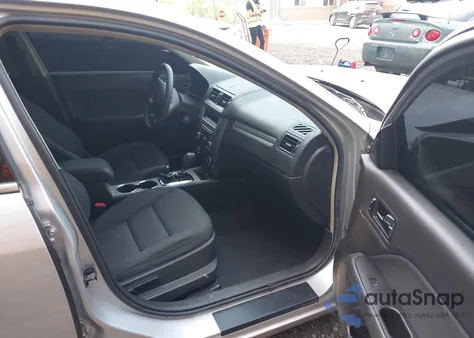 2010 Ford Fusion Se from USA, damaged, VIN 3FAHP0HA1AR401138